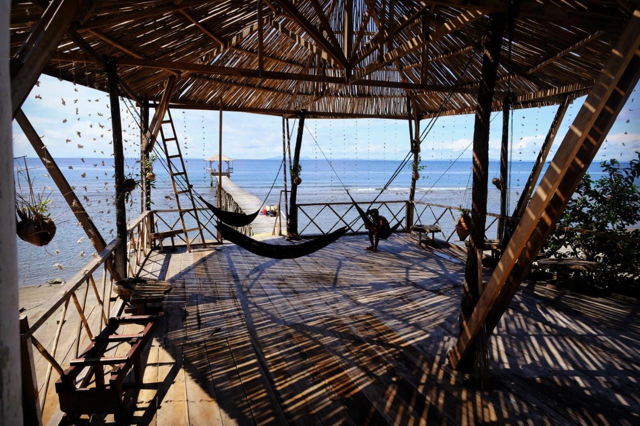 Sanctum Una Una Eco Dive Resort Pulau Unauna Zewnętrze zdjęcie