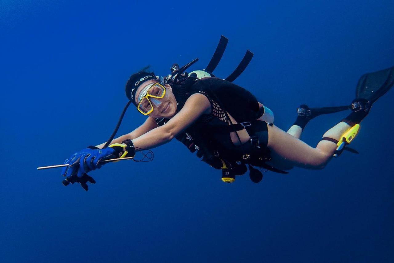 Sanctum Una Una Eco Dive Resort Pulau Unauna Zewnętrze zdjęcie