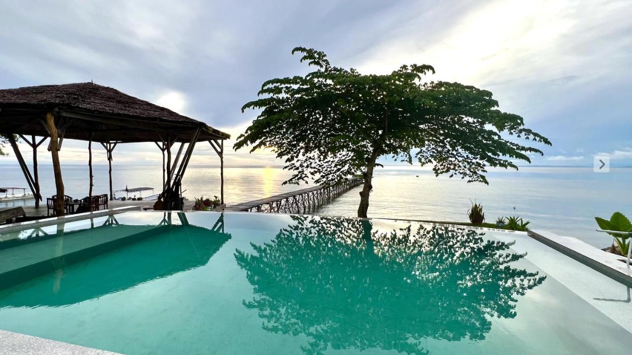 Sanctum Una Una Eco Dive Resort Pulau Unauna Zewnętrze zdjęcie