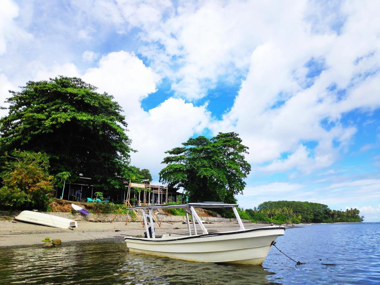 Sanctum Una Una Eco Dive Resort Pulau Unauna Zewnętrze zdjęcie